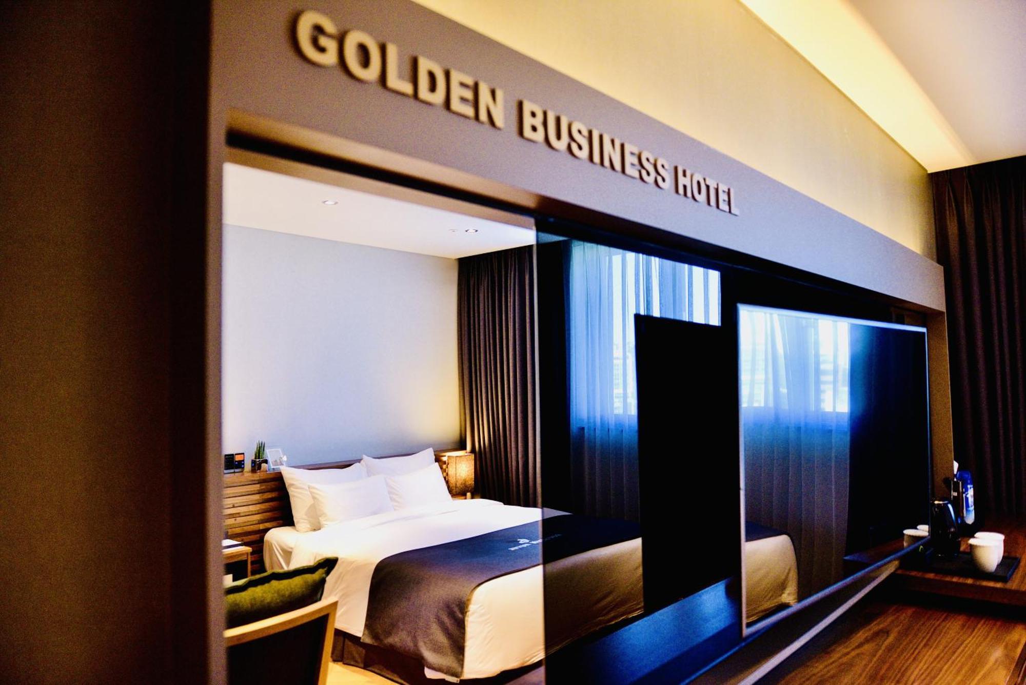 Golden Business Hotel Jinju Exterior photo