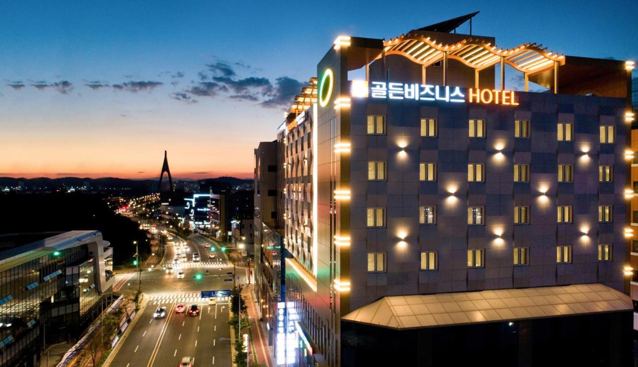 Golden Business Hotel Jinju Exterior photo
